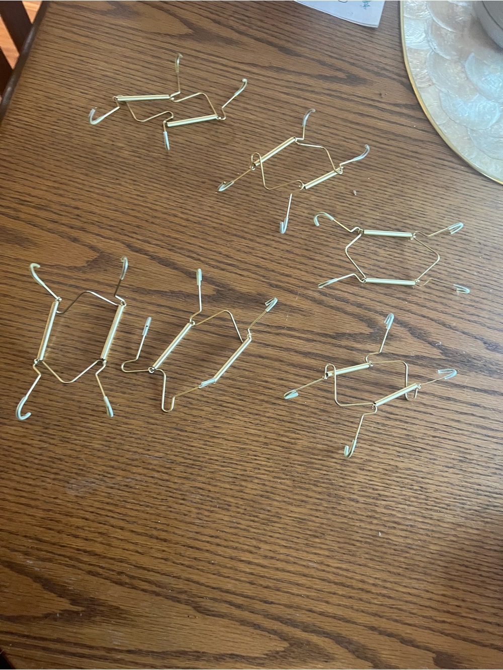 Set of Gold-Tone Wire Plate Hangers - Picture 2 of 3